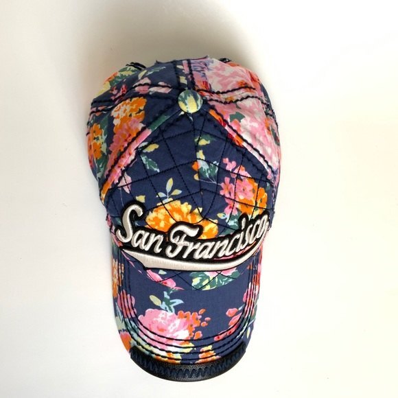 Robin Ruth Adjustable San Francisco Quilted Hat - Picture 3 of 12